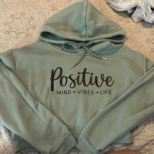 Positive Mind Vibes Life Crop Hoodie - Green